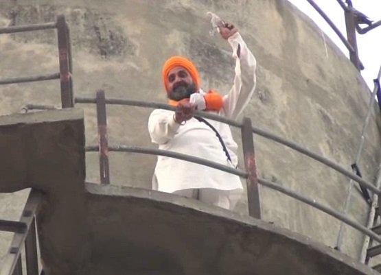 सिखोंं की रिहाई के लिए भाई गुरबख्श सिंह खालसा ने टंकी से लगाई छलांग