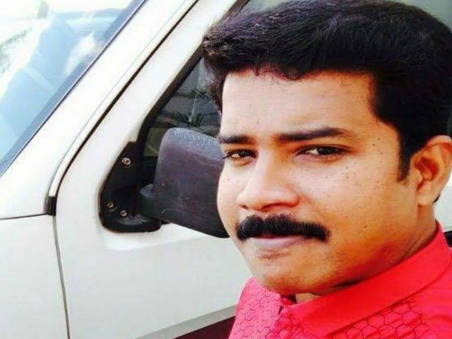 स्टूडियो में घुसकर रेडियो जॉकी की हत्या