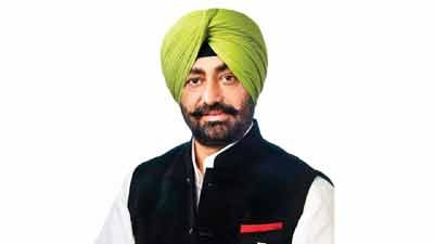 आम आदमी पार्टी ने कैप्टन अमरिंदर सिंह सरकार के खिलाफ ‘चार्जशीट’ पेश की