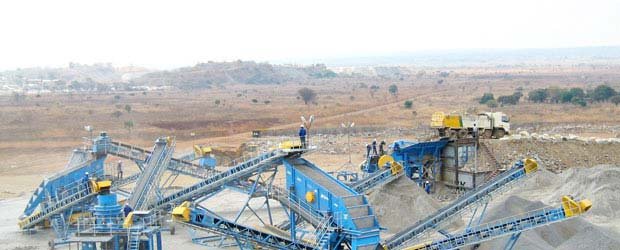 सरकार द्वारा माइनिंग पालिसी न बनाए जाने पर क्रैशर उद्योग समाप्त  होने के किनारे पहुंचा