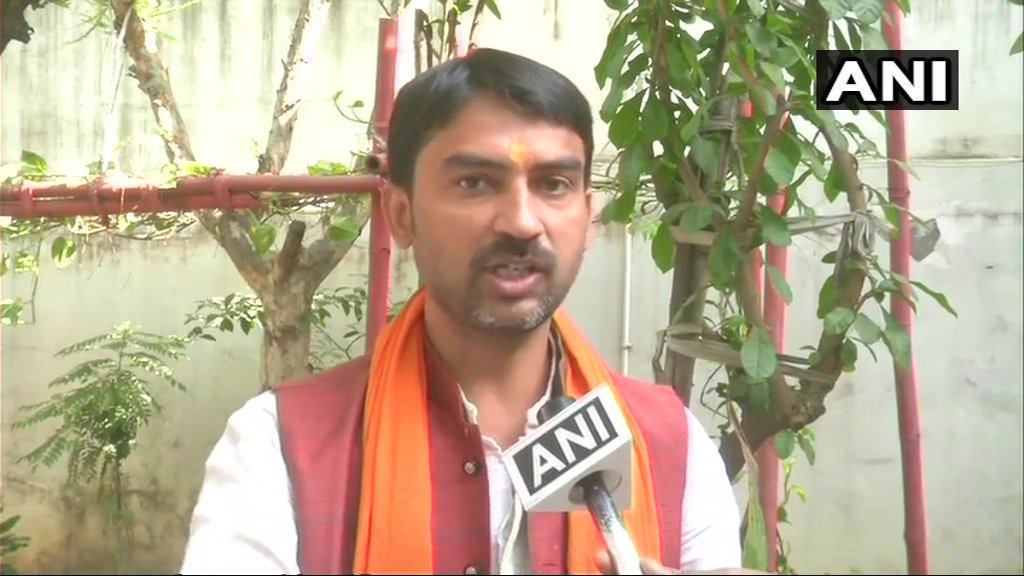 गिरफ्तारी वारंट पर बोले अर्जित शाश्वत- मैं न्यायालय की शरण में हूं