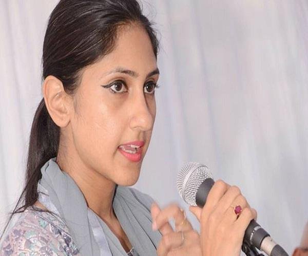 आंगनबाड़ियों के हक में खड़ी हुई अदिति सिंह, कहा- संघर्ष में देंगी उनका साथ