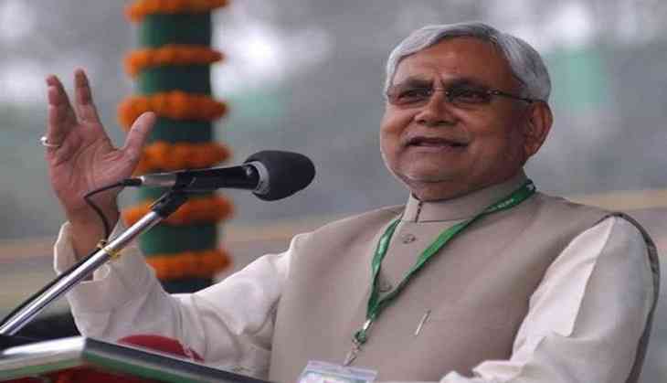 शराबबंदी के दो साल पूरे होने पर नीतीश कुमार को दी यह सलाह