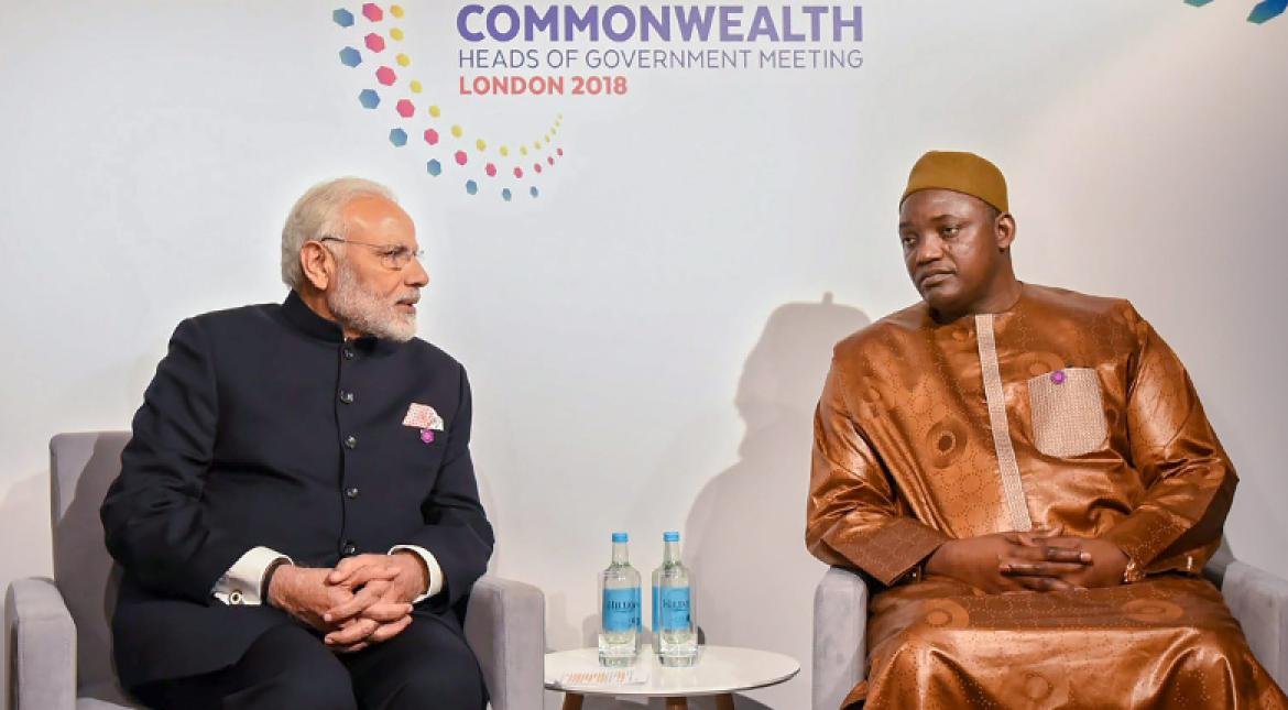 चोगम में PM मोदी ने नहीं की पाक प्रधानमंत्री अब्बासी से मुलाकात