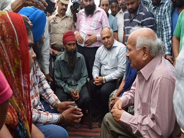 पटियाला में ब्रह्म महिंद्रा ने बिक्रम के परिवार के साथ किया दुःख सांझा