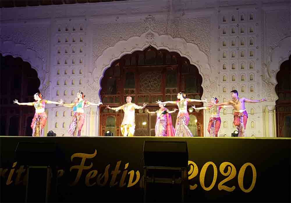 ਪਟਿਆਲਾ ਹੈਰੀਟੇਜ ਫੈਸਟੀਵਲ-2020 : ਰਾਜਾ ਰਾਧਾ ਰੈਡੀ ਜੋੜੀ ਨੇ ਕੁਚੀਪੁਡੀ ਡਾਂਸ ਰਾਹੀਂ ਭਾਰਤ ਦੀ ਮਹਾਨਤਾ ਦਰਸਾਈ, ਦਰਸ਼ਕਾਂ ਦਾ ਮਨ ਮੋਹਿਆ