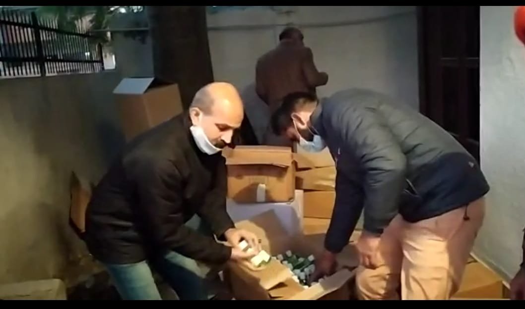 -ਆਬਕਾਰੀ ਵਿਭਾਗ ਵੱਲੋਂ ਪੰਜਾਬ ਸਰਕਾਰ ਦੀ ਜੀਰੋ ਟਾਲਰੇਂਸ ਨੀਤੀ ਨੂੰ ਸਖ਼ਤੀ ਨਾਲ ਅਮਲੀ ਜਾਮਾ ਪਹਿਨਾਇਆ ਜਾਵੇਗਾ-ਰਜਤ ਅਗਰਵਾਲ -ਅਜਿਹੇ ਕਾਰੋਬਾਰ ਕਰਨ ਵਾਲਾ ਬੇਸ਼ੱਕ ਲਾਇਸੰਸੀ, ਅਧਿਕਾਰੀ, ਕਰਮਚਾਰੀ ਜਾਂ ਕੋਈ ਹੋਰ ਵੀ ਹੋਵੇ, ਬਖ਼ਸ਼ਿਆ ਨਹੀਂ ਜਾਵੇਗਾ-ਅਗਰਵਾਲ -ਸ਼ਰਾਬ ਦੇ ਨਾਜਾਇਜ਼ ਕਾਰੋਬਾਰ ਦੀ ਸੂਚਨਾ ਆਬਕਾਰੀ ਵਿਭਾਗ ਦੇ ਸ਼ਿਕਾਇਤ ਨੰਬਰ 98759-61126 ‘ਤੇ ਤੁਰੰਤ ਦੇਣ ਦੀ ਅਪੀਲ