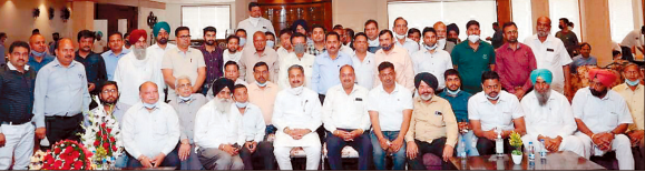भट्ठा मालिकों ने अपनी समस्याओं के समाधान हेतु कैबिनेट मंत्री के साथ की बैठक