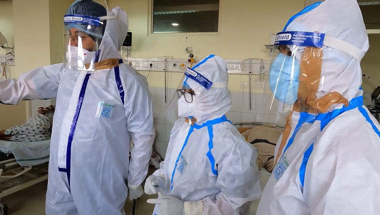 Wearing PPE kits officers inspect Covid ward at Rajindra hospital Patiala