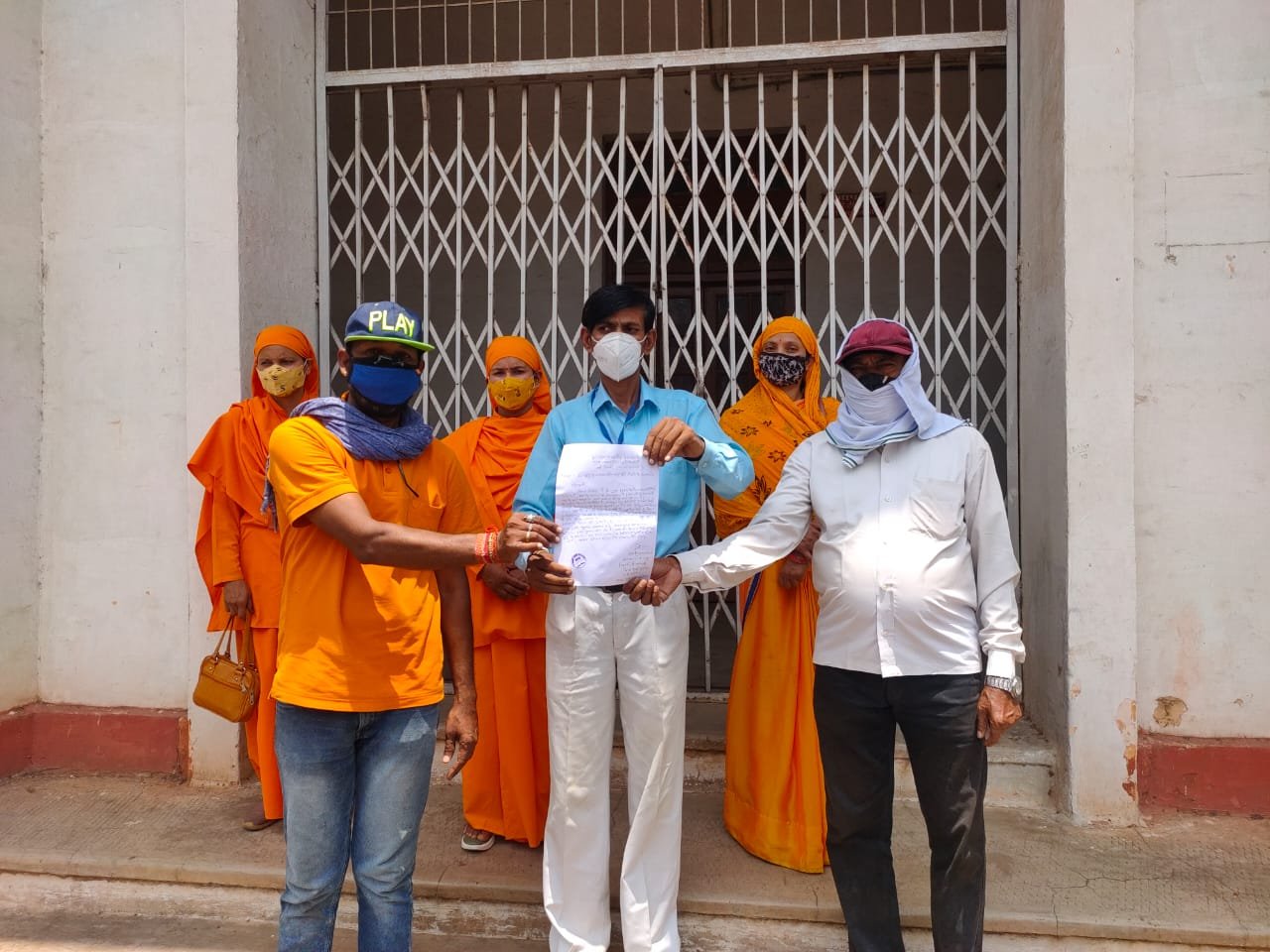 देश मे ईश-निंदा जैसे कानून की मांग