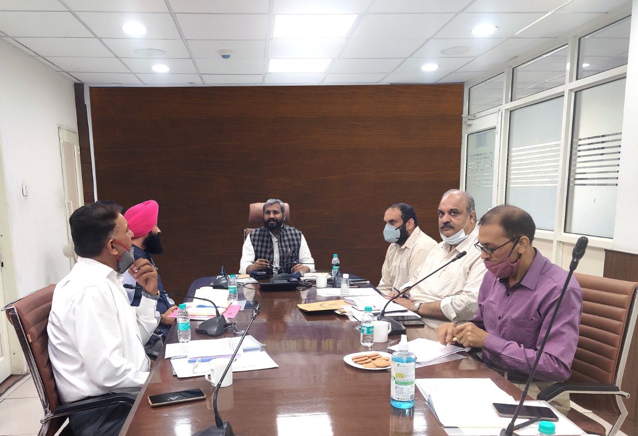 CEO Punjab meets representatives of higher education institutions