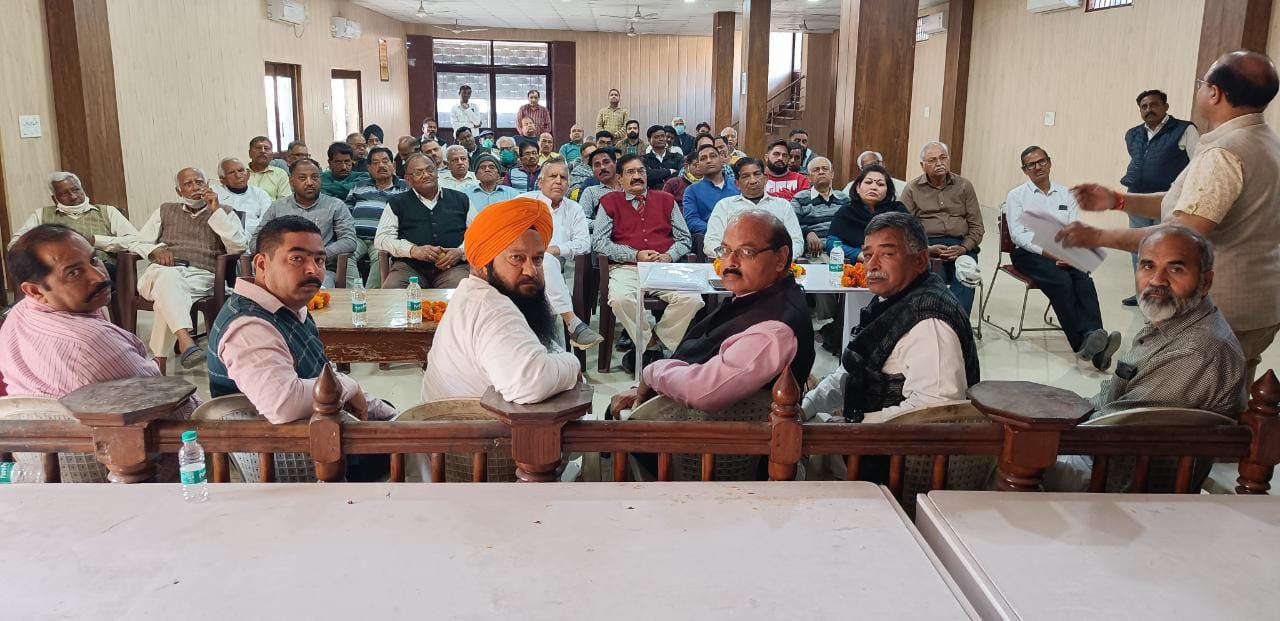 भाजपा त्रिदेव की बैठक अम्बाला छावनी विधानसभा पदाधिकारियों ने संपन्न की।