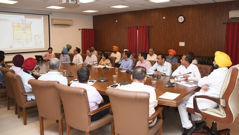 मुख्यमंत्री 15 अगस्त को सरकार के मुख्य प्रोग्राम ‘मोहल्ला क्लीनिक ’ की करेंगे शुरूआत