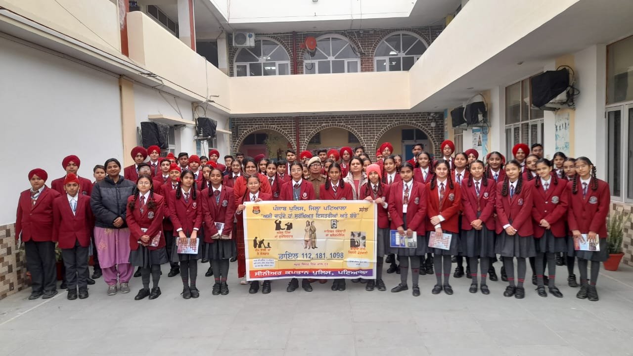 ਆਵਾਜਾਈ ਨਿਯਮਾਂ ਕਾਨੂੰਨਾਂ ਨੂੰ ਅਪਣਾਕੇ ਹਮੇਸ਼ਾ ਸੁਰਖਿਅੱਤ ਰਹਿਣਾ ਸਿੱਖੋ   