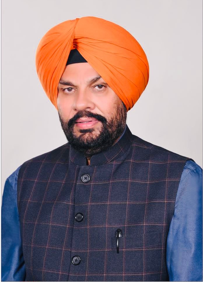 ਪਰਾਲੀ ਸਾੜਨ ਦੀਆਂ ਘਟਨਾਵਾਂ ਨੂੰ ਠੱਲ੍ਹ ਪਾਉਣ ਲਈ ਕਿਸਾਨਾਂ ਨੂੰ 23200 ਸੀ.ਆਰ.ਐਮ. ਮਸ਼ੀਨਾਂ ਮੁਹੱਈਆ ਕਰਵਾਈਆਂ ,  ਠੋਸ ਯਤਨਾਂ ਸਦਕਾ ਪਰਾਲੀ ਸਾੜਨ ਦੀਆਂ ਘਟਨਾਵਾਂ ਵਿੱਚ 30 ਫ਼ੀਸਦੀ ਕਮੀ ਆਈ,  ਖੇਤੀਬਾੜੀ ਵਿਭਾਗ ਵੱਲੋਂ ਜਾਗਰੂਕਤਾ ਪੈਦਾ ਕਰਨ ਲਈ ਸੂਚਨਾ, ਸਿੱਖਿਆ ਅਤੇ ਸੰਚਾਰ ਸਬੰਧੀ ਗਤੀਵਿਧੀਆਂ ਕਰਵਾਈਆਂ ਜਾ ਰਹੀਆਂ