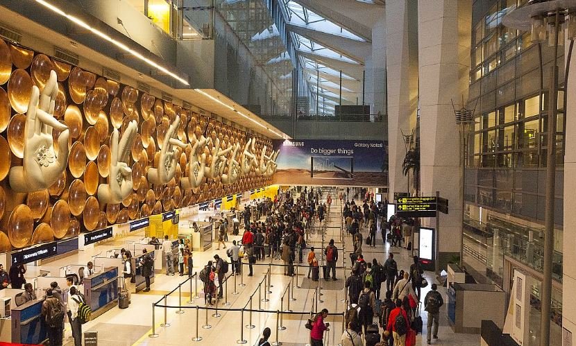 ਦਿੱਲੀ ਏਅਰਪੋਰਟ ’ਤੇ ਅਣਪਛਾਤੇ ਵਿਅਕਤੀ ਨੇ ਦਿੱਤੀ ਬੰਬ ਦੀ ਧਮਕੀ, ਬਾਅਦ ’ਚ ਮੰਗੀ ਮੁਆਫੀ