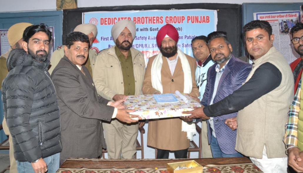 ਡੀ.ਬੀ.ਜੀ ਨੇ ਡਾ.ਸਰਬਜੀਤ ਸਿੰਘ ਨੂੰ ਕੀਤਾ ਸਨਮਾਨਿਤ।