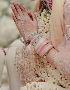 ਕਿਊ ਹੈ ਕਿਆਰਾ ਅਡਵਾਨੀ ਦਾ ਕਲੀਰੇ ਸਿਧਾਰਥ ਦੇ ਦਿਲ ਦੇ ਬਹੁਤ ਕਰੀਬ………….