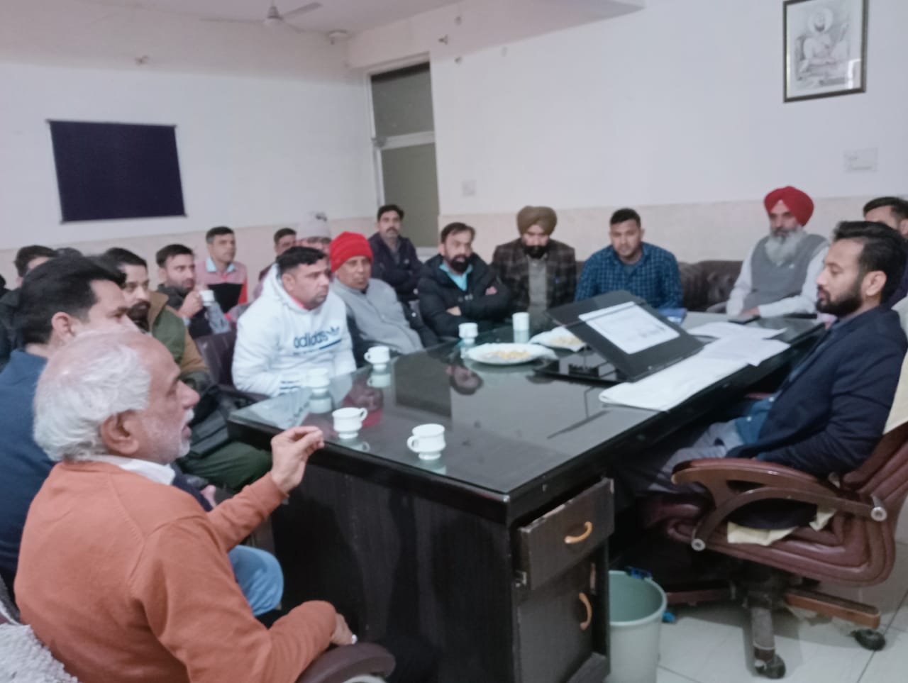 ਉੱਪ ਮੰਡਲ ਮੈਜਿਸਟਰੇਟ ਵੱਲੋਂ ਹੋਲਸੇਲ ਸਬਜ਼ੀ ਵਿਕ੍ਰੇਤਾਵਾਂ ਨਾਲ ਮੀਟਿੰਗ , 27 ਫਰਵਰੀ ਤੋਂ ਨਵੀਂ ਸਬਜ਼ੀ ਮੰਡੀ ਸ਼ੁਰੂ ਕਰਨ ਤੇ ਬਣੀ ਸਹਿਮਤੀ