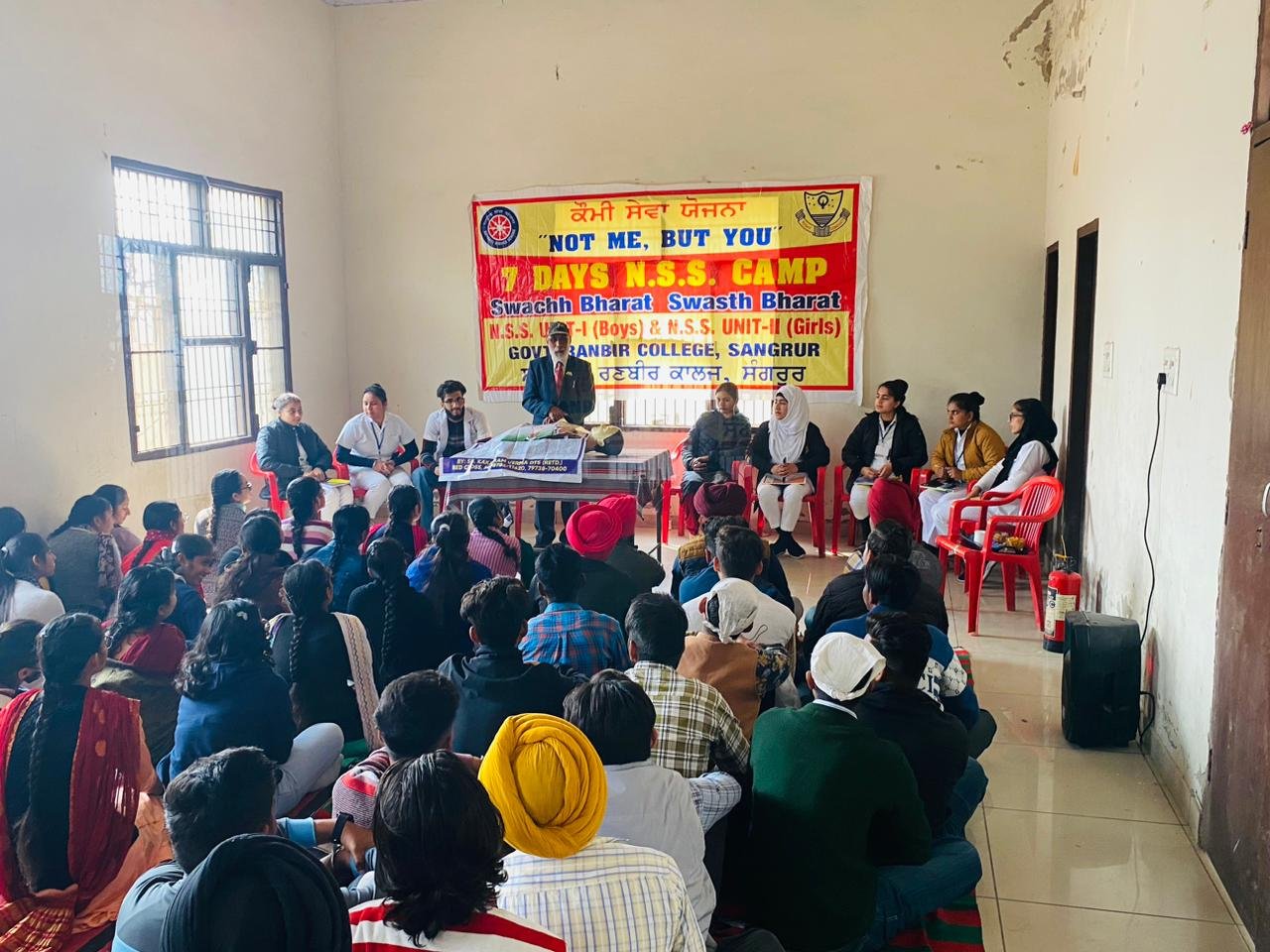 ਮਦਦਗਾਰ ਫ਼ਰਿਸ਼ਤੇ ਤਿਆਰ ਕਰਨ ਲਈ ਜੰਗੀ ਪੱਧਰ ਤੇ ਯਤਨ ਜਾਰੀ।    