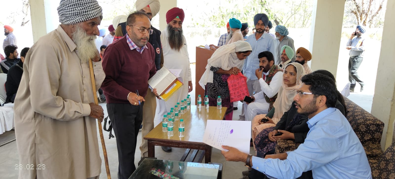 ਡਿਪਟੀ ਕਮਿਸ਼ਨਰ ਨੇ ਸਬ ਡਵੀਜ਼ਨ ਅਮਰਗੜ੍ਹ ਦੇ ਪਿੰਡ ਨਾਰੀਕੇ ਅਤੇ ਬਾਠਾਂ ਵਿਖੇ ਆਮ ਲੋਕਾਂ ਦੀਆਂ ਸਮੱਸਿਆਵਾਂ ਸੁਣੀਆਂ