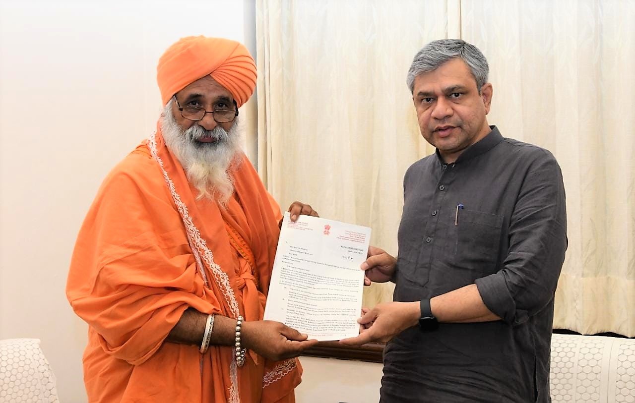 ਤਖ਼ਤ ਸ੍ਰੀ ਹਰਿਮੰਦਰ ਪਟਨਾ ਸਾਹਿਬ ਤੋਂ ਅਕਾਲ ਤਖ਼ਤ ਐਕਸਪ੍ਰੈਸ ਰੋਜ਼ਾਨਾ ਚਲਾਉਣ ਲਈ ਸੰਤ ਸੀਚੇਵਾਲ ਨੇ ਰੇਲਵੇ ਮੰਤਰੀ ਨੂੰ ਦਿੱਤਾ ਮੰਗ ਪੱਤਰ