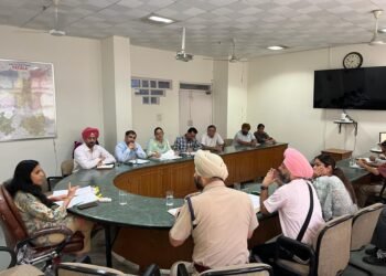 ਨਸ਼ਿਆਂ ਵਿਰੁੱਧ ਪੁਲਿਸ ਤੇ ਸਿਵਲ ਪ੍ਰਸ਼ਾਸਨ ਦੀ ਸਾਂਝੀ ਰਣਨੀਤੀ ਦਾ ਡੀ.ਸੀ. ਨੇ ਲਿਆ ਜਾਇਜ਼ਾ, ਨਸ਼ਿਆਂ ਦੀ ਸਪਲਾਈ ਤੋੜਨ ‘ਤੇ ਜ਼ੋਰ -ਮੁੱਖ ਮੰਤਰੀ ਦੇ ਆਦੇਸ਼ਾਂ ਤਹਿਤ ਪਟਿਆਲਾ ਜ਼ਿਲ੍ਹੇ ਨੂੰ ਨਸ਼ਾ ਮੁਕਤ ਜ਼ਿਲ੍ਹਾ ਬਣਾਉਣ ਲਈ ਉਪਰਾਲਾ