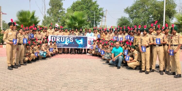 ਪੰਜ ਪੰਜਾਬ ਬਟਾਲੀਅਨ ਐਨ ਸੀ ਸੀ ਦੇ ਕੈਡਿਟਸ ਕਰਨਗੇ ਪਬਲਿਕ ਨੂੰ ਨਸ਼ਿਆਂ ਵਿਰੁੱਧ ਜਾਗਰੂਕ, ਸੂਬੇਦਾਰ ਮੇਜਰ ਦਵਿੰਦਰ ਸਿੰਘ