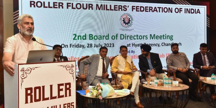 ਪੰਜਾਬ ਸਰਕਾਰ ਵਿਕਾਸ ਦੀ ਗਤੀ ਨੂੰ ਤੇਜ਼ ਕਰਨ ਲਈ ਸੂਬੇ ਵਿੱਚ ਉਦਯੋਗ ਨੂੰ ਹੁਲਾਰਾ ਦੇਣ ਲਈ ਪੂਰੀ ਤਰ੍ਹਾਂ ਵਚਨਬੱਧ: ਲਾਲ ਚੰਦ ਕਟਾਰੂਚੱਕ