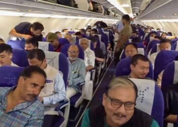 ‘ਇੰਡੀਆ’ ਦੇ ਸੰਸਦ ਮੈਂਬਰਾਂ ਦਾ ਵਫ਼ਦ ਹਿੰਸਾ ਪ੍ਰਭਾਵਿਤ ਮਨੀਪੁਰ ਰਵਾਨਾ