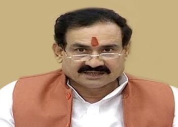 MP : ਸੀਧੀ ਪਿਸ਼ਾਬਕਾਂਡ ਦਾ ਮੁਲਜ਼ਮ ਗ੍ਰਿਫ਼ਤਾਰ, ਲੋਕੇਸ਼ਨ ਬਦਲ ਕੇ ਪੁਲਸ ਨੂੰ ਦੇ ਰਿਹਾ ਸੀ ਚਕਮਾ