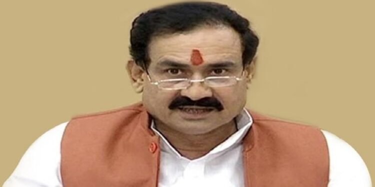 MP : ਸੀਧੀ ਪਿਸ਼ਾਬਕਾਂਡ ਦਾ ਮੁਲਜ਼ਮ ਗ੍ਰਿਫ਼ਤਾਰ, ਲੋਕੇਸ਼ਨ ਬਦਲ ਕੇ ਪੁਲਸ ਨੂੰ ਦੇ ਰਿਹਾ ਸੀ ਚਕਮਾ