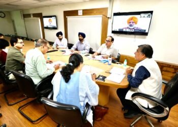 ਜਿੰਪਾ ਵੱਲੋਂ ਹੜ੍ਹ ਪ੍ਰਭਾਵਿਤ ਪੇਂਡੂ ਖੇਤਰਾਂ ‘ਚ ਪੀਣ ਵਾਲੇ ਸਾਫ ਪਾਣੀ ਦੀ ਸਪਲਾਈ ਯਕੀਨੀ ਬਣਾਉਣ ਦੇ ਨਿਰਦੇਸ਼