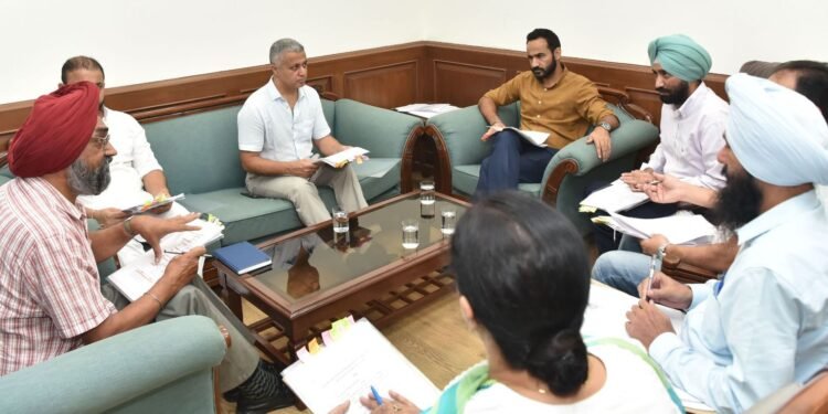 ਮੀਤ ਹੇਅਰ ਵੱਲੋਂ ਯੂਥ ਕਲੱਬਾਂ ਨੂੰ ਸਰਗਰਮ ਕਰਨ ਦੇ ਨਿਰਦੇਸ਼