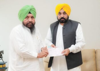 ਹਰਚੰਦ ਸਿੰਘ ਬਰਸਟ ਵੱਲੋਂ ਹੜ੍ਹ ਰਾਹਤ ਕਾਰਜਾਂ ਲਈ ਇੱਕ ਮਹੀਨੇ ਦੀ ਤਨਖ਼ਾਹ ਦਾ ਮੁੱਖ ਮੰਤਰੀ ਰਾਹਤ ਫ਼ੰਡ ਵਿੱਚ ਯੋਗਦਾਨ
