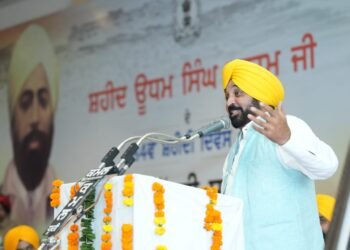 ਮੁੱਖ ਮੰਤਰੀ ਵੱਲੋਂ ਆਜ਼ਾਦੀ ਤੋਂ ਬਾਅਦ ਮੁਲਕ ਦੇ ਖਜ਼ਾਨੇ ਲੁੱਟਣ ਵਾਲਿਆਂ ਨੂੰ ਉਖਾੜ ਸੁੱਟਣ ਲਈ ਇਕ ਹੋਰ ਆਜ਼ਾਦੀ ਲਹਿਰ ਚਲਾਉਣ ਦਾ ਸੱਦਾ