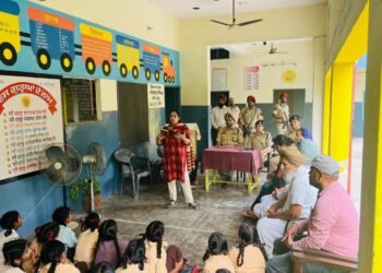 ਪੰਜਾਬ ਪੁਲਿਸ ਦੀ ਨਸ਼ਿਆਂ ਖਿਲਾਫ ਵਿਸ਼ੇਸ਼ ਮੁਹਿੰਮ ਜਾਰੀ; ਫ਼ਤਿਹਗੜ੍ਹ ਸਾਹਿਬ ਪੁਲਿਸ ਨੇ ਸਕੂਲੀ ਬੱਚਿਆਂ ਨੂੰ ਨਸ਼ਿਆਂ ਦੇ ਮਾੜੇ ਪ੍ਰਭਾਵਾਂ ਬਾਰੇ ਕੀਤਾ ਜਾਗਰੂਕ 