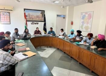 ਪਰਾਲੀ ਨੂੰ ਖੇਤਾਂ ‘ਚ ਹੀ ਮਿਲਾਕੇ ਕਣਕ ਦੀ ਬਿਜਾਈ ਕਰਨ ਲਈ ਕਿਸਾਨਾਂ ਨੂੰ ਮਸ਼ੀਨਾਂ ਮੁਹੱਈਆ ਕਰਵਾਉਣ ਦੇ ਆਦੇਸ਼