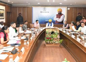 ਝੋਨੇ ਦੀ ਨਿਰਵਿਘਨ ਖਰੀਦ ਕਰਕੇ ਤੁਰੰਤ ਲਿਫਟਿੰਗ ਕੀਤੀ ਜਾਵੇ-ਮੁੱਖ ਮੰਤਰੀ ਵੱਲੋਂ ਡਿਪਟੀ ਕਮਿਸ਼ਨਰਾਂ ਨੂੰ ਆਦੇਸ਼