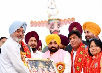 ਮੁੱਖ ਮੰਤਰੀ ਵੱਲੋਂ ਦੁਸਹਿਰੇ ਮੌਕੇ ਲੋਕਾਂ ਨੂੰ ਅਪੀਲ; ਸੂਬੇ ਵਿੱਚੋਂ ਸਮਾਜਿਕ ਬੁਰਾਈਆਂ ਨੂੰ ਖ਼ਤਮ ਕਰਨ ਦਾ ਸੰਕਲਪ ਲਉ