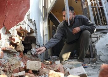 ਪਾਕਿਸਤਾਨ ਰੇਂਜਰਾਂ ਵੱਲੋਂ ਬਗ਼ੈਰ ਭੜਕਾਹਟ ਤੋਂ ਕੀਤੀ ਗੋਲੀਬਾਰੀ ਕਾਰਨ ਬੀਐੱਸਐੱਫ ਦੇ 2 ਜਵਾਨ ਤੇ ਔਰਤ ਜ਼ਖ਼ਮੀ