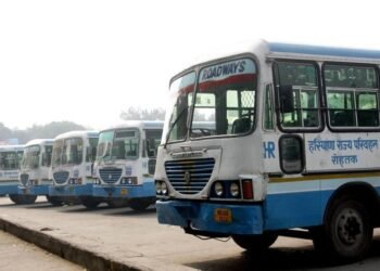 ਵਿਕਾਸ ਤੇ ਪੰਚਾਇਤ ਮੰਤਰੀ ਨੇ ਨਵਰਾਤਰੇ ਦੇ ਸ਼ੁਭ ਮੌਕੇ ‘ਤੇ ਟੋਹਾਣਾ ਬੱਸ ਸਟੈਂਡ ‘ਤੇ ਭੂਮੀ ਪੂਜਨ ਕਰਕੇ ਨਿਰਮਾਣ ਕਾਰਜ ਦੀ ਸ਼ੁਰੂਆਤ ਕੀਤੀ।