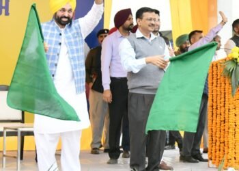 ਮੁੱਖ ਮੰਤਰੀ ਭਗਵੰਤ ਮਾਨ ਤੇ ਦਿੱਲੀ ਦੇ ਮੁੱਖ ਮੰਤਰੀ ਅਰਵਿੰਦ ਕੇਜਰੀਵਾਲ ਵੱਲੋਂ ਪੰਜਾਬ ਵਿੱਚ ‘ਮੁੱਖ ਮੰਤਰੀ ਤੀਰਥ ਯਾਤਰਾ ਸਕੀਮ ਦੀ ਸ਼ੁਰੂਆਤ’