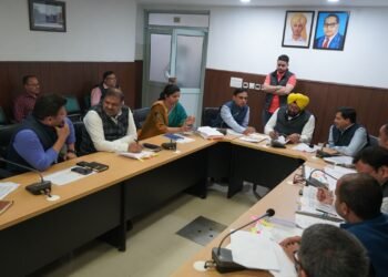 ਬਲਕਾਰ ਸਿੰਘ ਨੇ ਮੁੱਖ ਦਫਤਰ ਦੇ ਅਧਿਕਾਰੀਆਂ ਅਤੇ ਨਗਰ ਨਿਗਮਾਂ ਦੇ ਕਮਿਸ਼ਨਰਾਂ ਨਾਲ ਵਿਕਾਸ ਕਾਰਜਾਂ ਸਬੰਧੀ ਕੀਤੀ ਸਮੀਖਿਆ ਮੀਟਿੰਗ