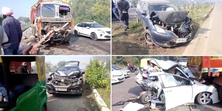 GT ਰੋਡ ‘ਤੇ ਭਿਆਨਕ ਹਾਦਸਾ, 20 ਤੋਂ 25 ਗੱਡੀਆਂ ਦੀ ਆਪਸ ‘ਚ ਹੋਈ ਟੱਕਰ