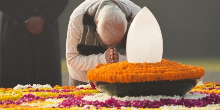ਮੁਰਮੂ, ਧਨਖੜ ਤੇ ਮੋਦੀ ਸਣੇ ਭਾਜਪਾ ਨੇਤਾਵਾਂ ਨੇ ਅਟਲ ਬਿਹਾਰੀ ਵਾਜਪਾਈ ਨੂੰ 99ਵੇਂ ਜਨਮ ਦਿਨ ’ਤੇ ਸ਼ਰਧਾਂਜਲੀ ਦਿੱਤੀ