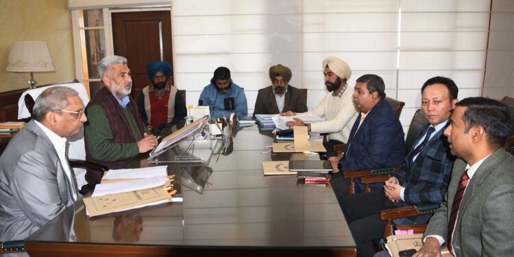 ਤੱਥਾਂ ਦੀ ਪੜਤਾਲ ਉਪਰੰਤ ਐਨ.ਓ.ਸੀ. ਜਾਰੀ ਕਰਨ ਵਿੱਚ ਕੋਈ ਵੀ ਦੇਰੀ ਨਾ ਕੀਤੀ ਜਾਵੇ: ਲਾਲ ਚੰਦ ਕਟਾਰੂਚੱਕ
