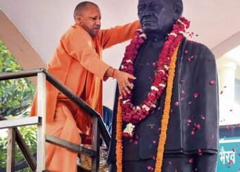 ਪ੍ਰਧਾਨ ਮੰਤਰੀ ਤੇ ਹੋਰ ਆਗੂਆਂ ਵੱਲੋਂ ਸਰਦਾਰ ਪਟੇਲ ਨੂੰ ਸ਼ਰਧਾਂਜਲੀ