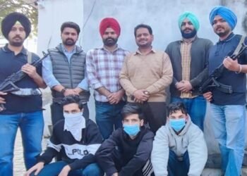ਰਣਜੀਤ ਐਵੀਨਿਊ ਗੋਲੀ ਕਾਂਡ: ਜੱਗੂ ਭਗਵਾਨਪੁਰੀਆ ਗੈਂਗ ਦੇ ਦੋ ਕਾਰਕੁਨਾਂ ਸਮੇਤ ਤਿੰਨ ਵਿਅਕਤੀ ਕਾਬੂ; ਅਪਰਾਧ ਵਿੱਚ ਵਰਤੀ ਗਈ ਕਾਰ ਵੀ ਬਰਾਮਦ