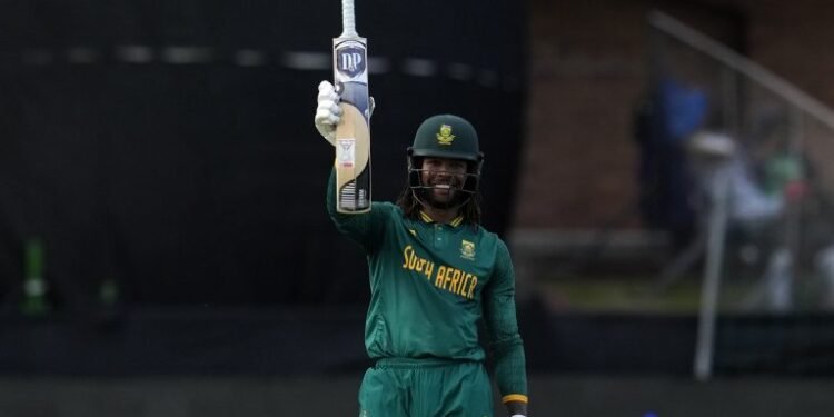 ਦੂਸਰੇ ਇੱਕ ਰੋਜ਼ਾ ਵਿੱਚ ਦੱਖਣੀ ਅਫਰੀਕਾ ਨੇ ਭਾਰਤ ਨੂੰ ਨੌਂ ਵਿਕਟਾਂ ਨਾਲ ਹਰਾਇਆ